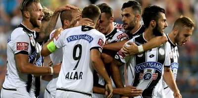 Sturm Graz lige 3 puanla başladı