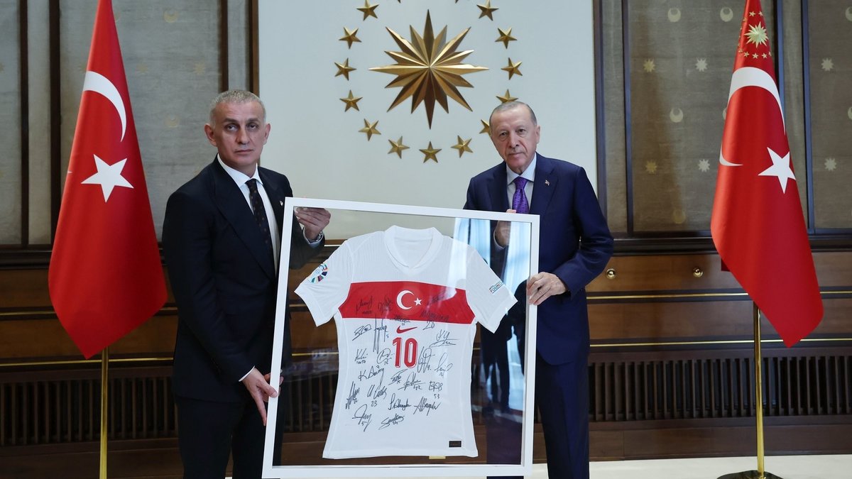 TFF Başkan Erdoğan'ın doğum gününü kutladı