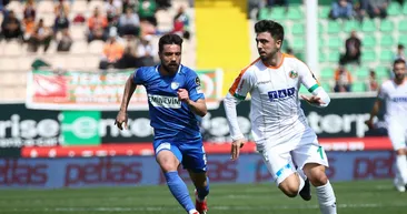 Alanyaspor - Erzurumspor maçından kareler