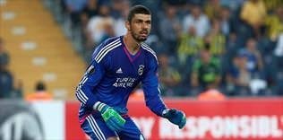 O gollerde hatam yok