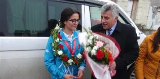 Cansel’e coşkulu karşılama