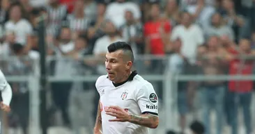 Gary Medel Beşiktaş’tan ayrılıyor!
