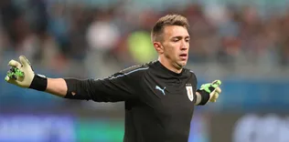 Fernando Muslera tarihe geçti!