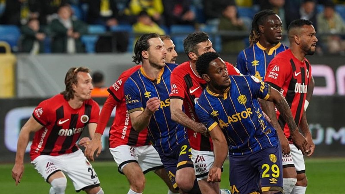MKE Ankaragücü 0-3 Gençlerbirliği (MAÇ SONUCU ÖZET) MKE Ankaragücü 0-3 Gençlerbirliği (MAÇ SONUCU ÖZET)