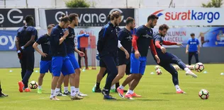 Bursaspor mesaisi sürdü