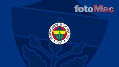 Fenerbahçe’nin yeni transferi Deniz Türüç formayı giydi!