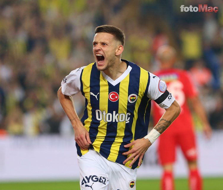 TRANSFER HABERİ - Fenerbahçe gündemine Galatasaray'ın gözdesini aldı!