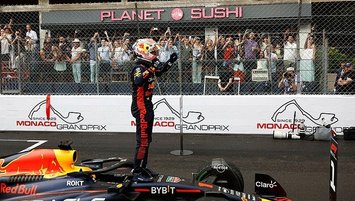 Monako'da zafer Verstappen'in!