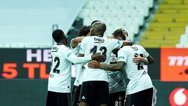 Evinde boş geçmiyor