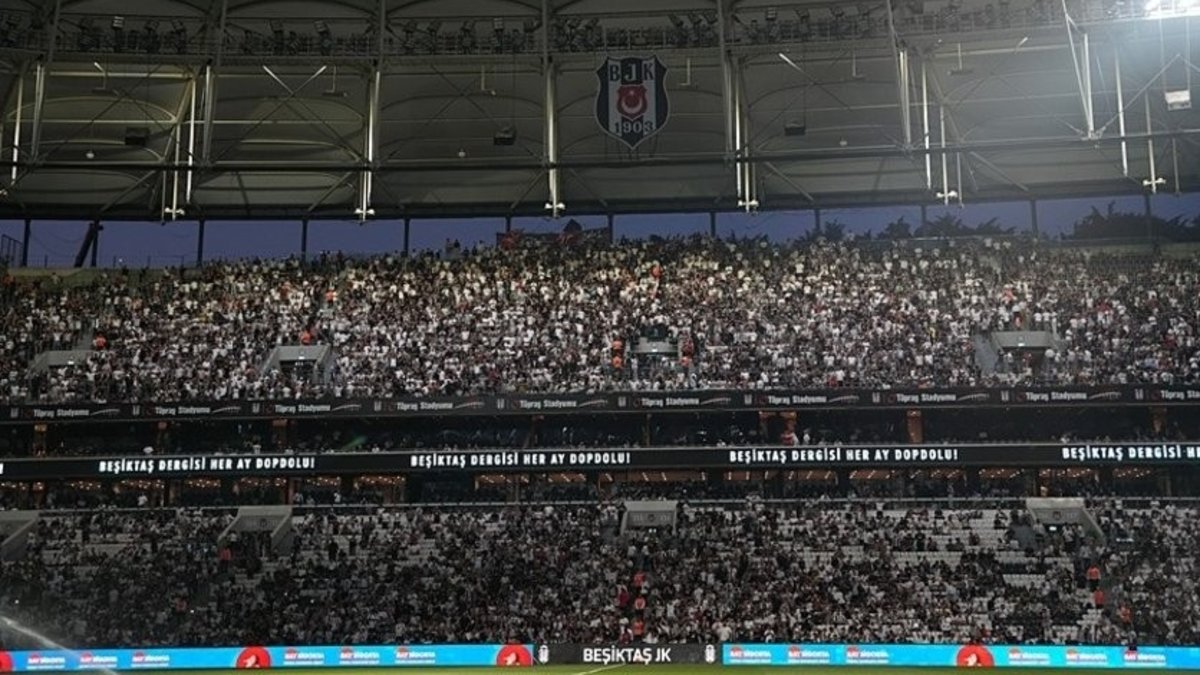 Siyah-beyaz karnaval