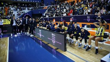 Fenerbahçe galip: 96-58