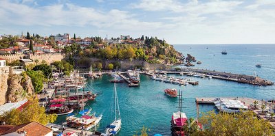 Antalya'ya 2 bin futbol takımı