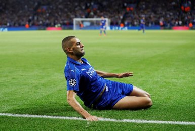 İslam Slimani geliyor!