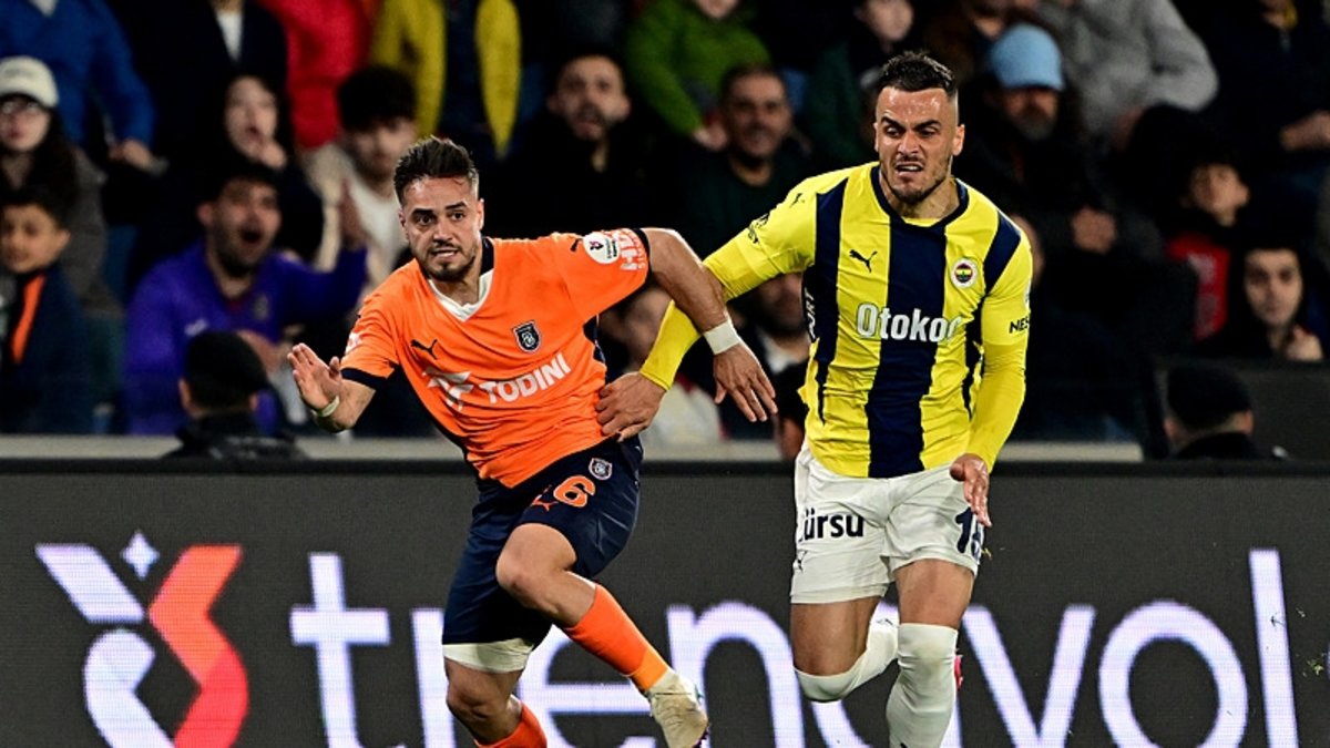 TRANSFER HABERLERİ | Fenerbahçe'de Filip Kostic için flaş karar! Bonservisi... TRANSFER HABERLERİ | Fenerbahçe'de Filip Kostic için flaş karar! Bonservisi...