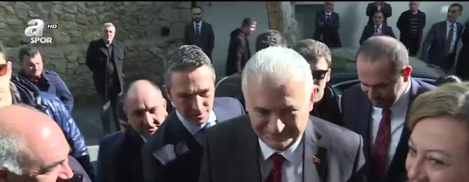 Binali Yildirim Dan Fenerbahce Ye Ziyaret Son Dakika Video Videolari Video Haberleri Fotomac