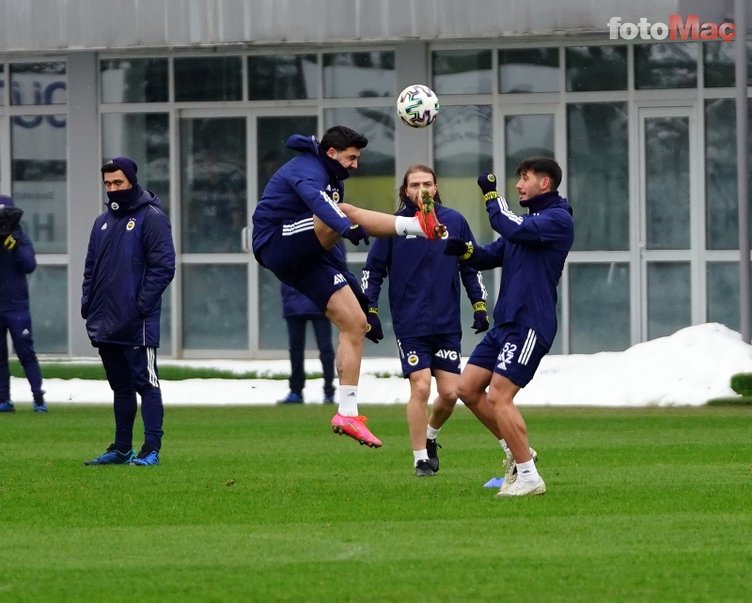 Emre Belözoğlu'dan flaş sözler! "Bunların tümü tuzak"