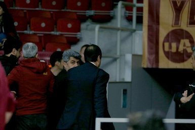 Ergin Ataman sahayı terk etti