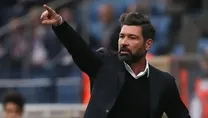 Hakan Kutlu Van’a imza attı