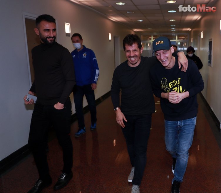 Fenerbahçe'de tarihi gün! Mesut Özil imzayı atıyor