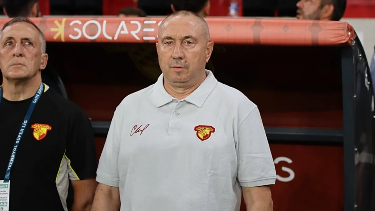 Göztepe, Stanimir Stoilov’un sözleşmesini 2028 yılına kadar uzattı!