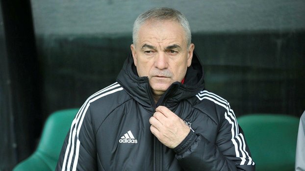 Beşiktaş'ta flaş karar! Rıza Çalımbay...