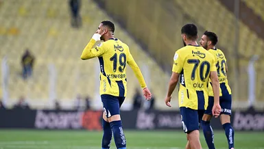 Nesyri adım adım gidiyor
