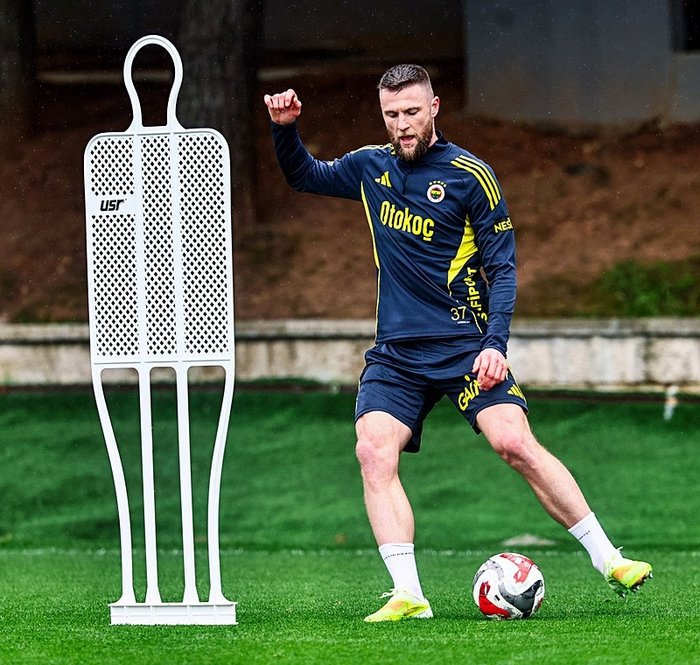 zecorner-kayserispor-fenerbahce-maci-ne-zaman-saat-kacta-hangi-kanalda-muhtemel-11ler-1775885100626.jpeg Zecorner Kayserispor-Fenerbahçe maçı ne zaman?