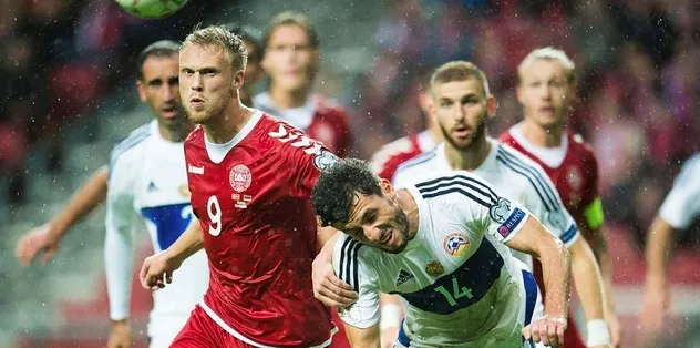 Simon Kjaer - Aras Özbiliz: 1-0