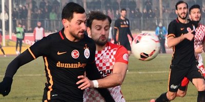 Kulüp binasında silah sesleri