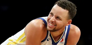 Curry, Warriors’ı galibiyete taşıdı