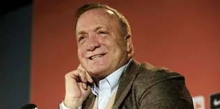 Advocaat emekli oluyor