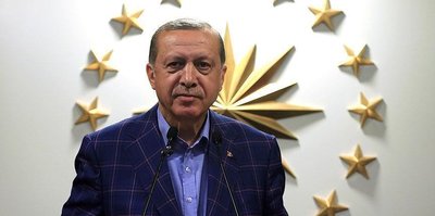 Cumhurbaşkanı Erdoğan şampiyon kürek takımını kutladı
