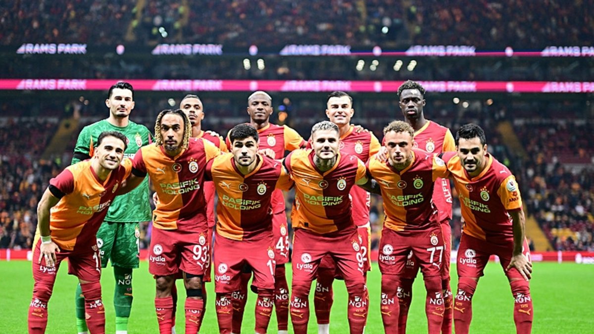 Eyüpspor maçında flaş gelişme! Galatasaraylı yıldız için Hollanda'dan bizzat geldi