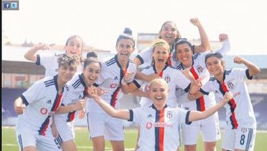 Dişi Kartallar 15’te 14 yaptı