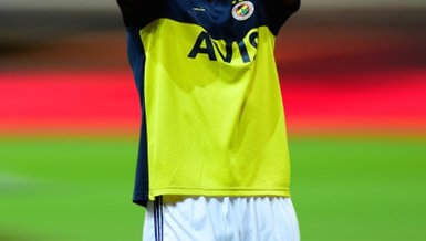 Fenerbahçe'de flaş gelişme! Luiz Gustavo ayrılıyor mu?