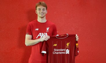 Liverpool Sepp van den Berg'i kadrosuna kattı