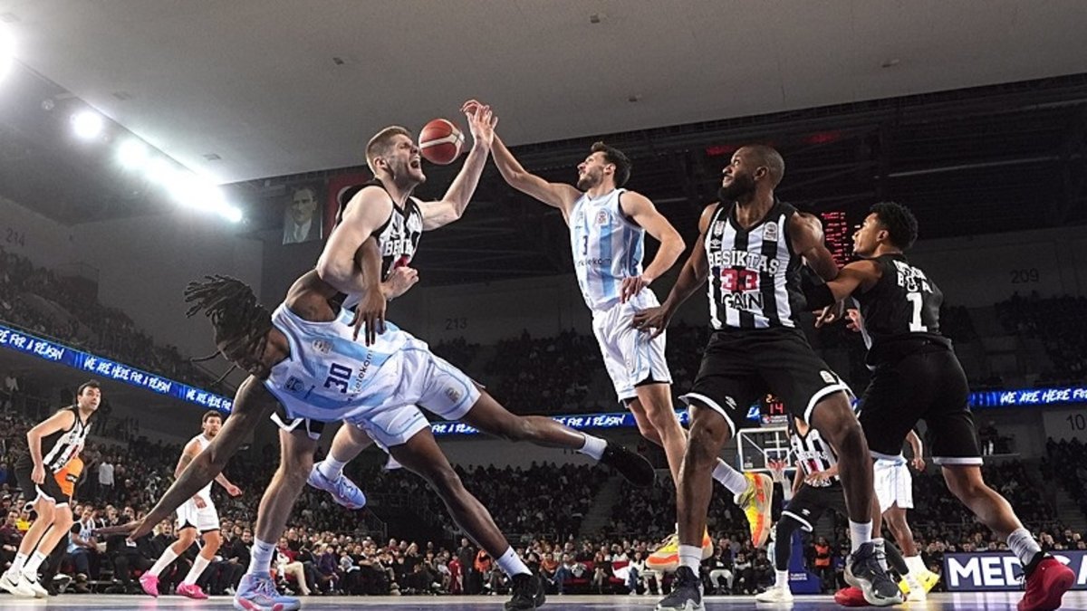 Türk Telekom nefes kesen maçta Beşiktaş GAİN’i devirdi!