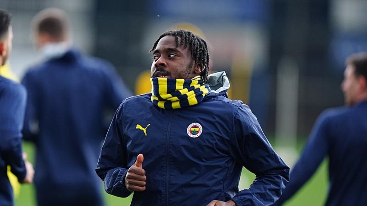 Fenerbahçe'den flaş Osayi-Samuel kararı! O teklifin üzerine çıkılmayacak Fenerbahçe'den flaş Osayi-Samuel kararı! O teklifin üzerine çıkılmayacak