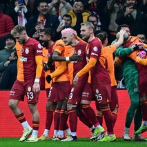 Galatasaray rekor peşinde! İlk takım olacak...