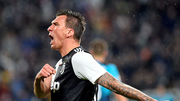 Milan öne geçti #