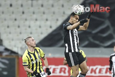 Bu anlar kameralara yansımadı! Beşiktaş Fenerbahçe derbisinde Gökhan Gönül ve Caner Erkin...