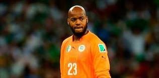 Sırada Rais M'Bolhi var