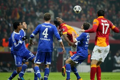 Galatasaray Schalke’yi maçının geyikleri