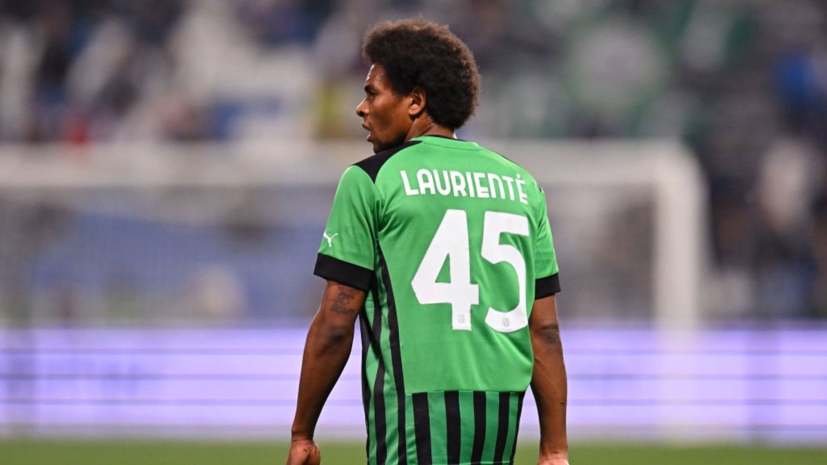 TRANSFER HABERİ | Armand Lauriente adım adım Fenerbahçe'ye! Teklif sunuldu TRANSFER HABERİ | Armand Lauriente adım adım Fenerbahçe'ye! Teklif sunuldu