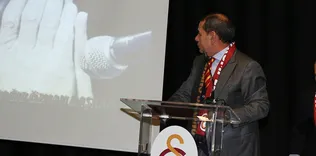 Özbek’e yapılan şok hareketten hemen önce! İşte o an!