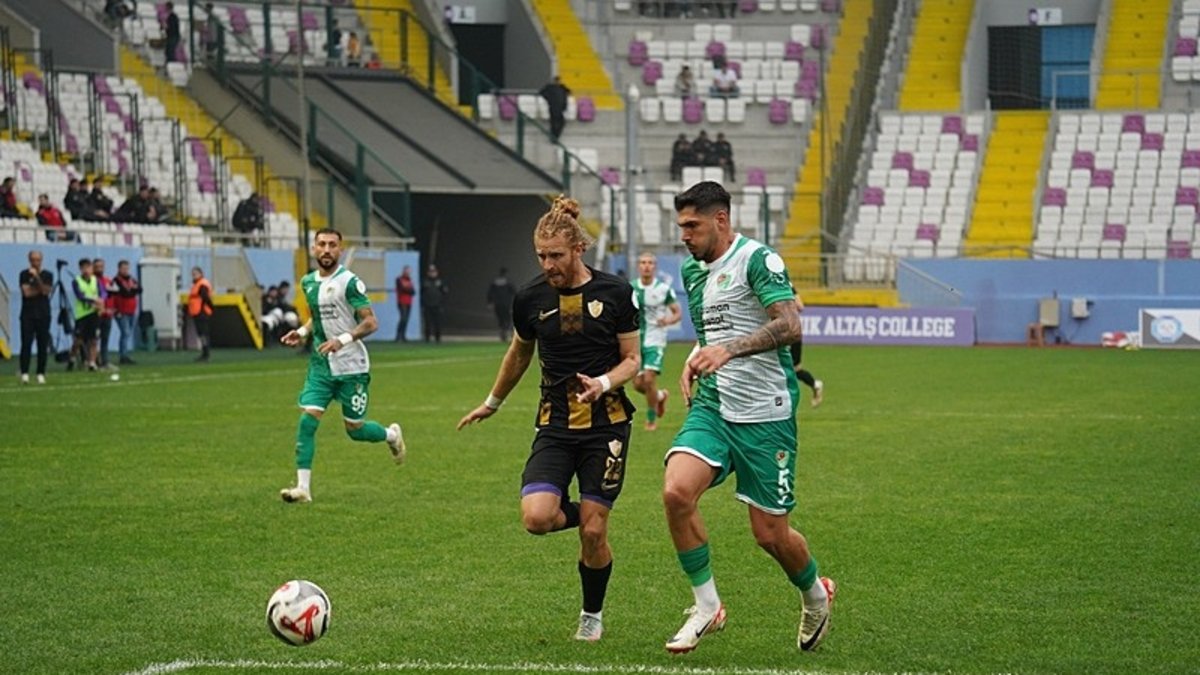 Kırmızı kart rekoru kırdı