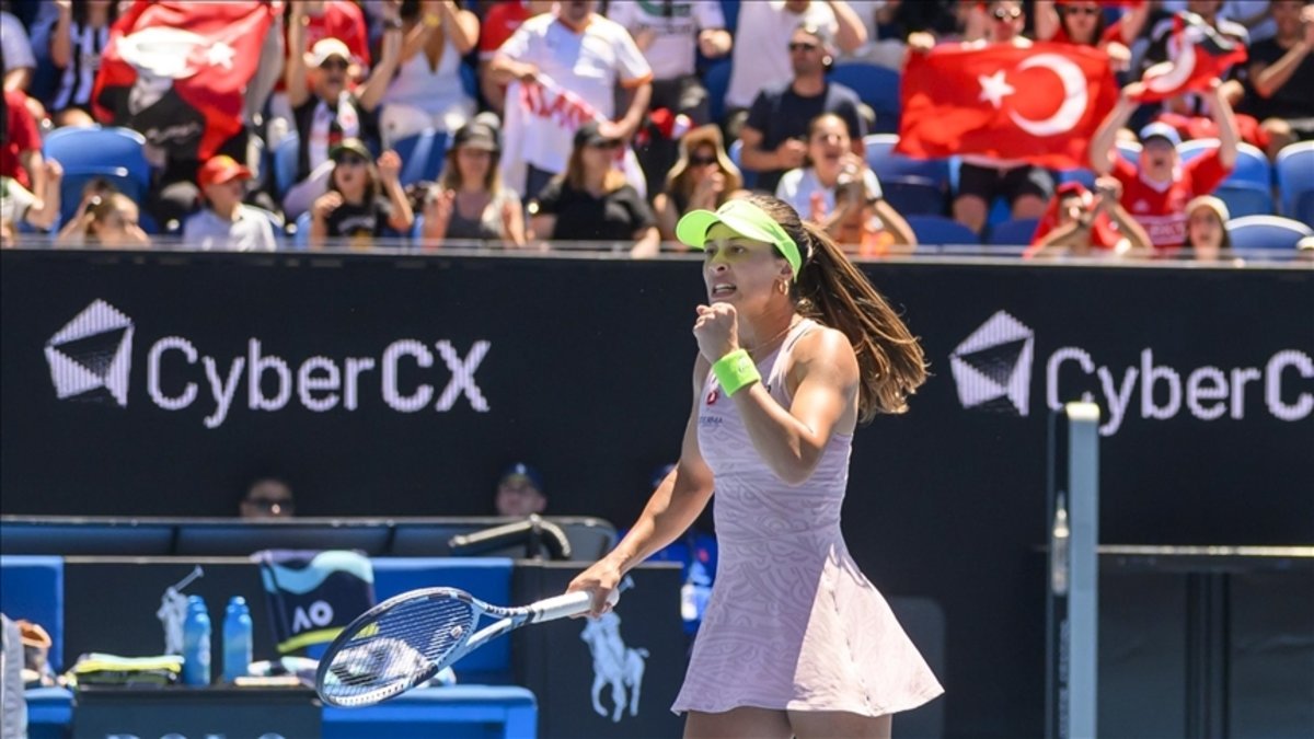 Milli tenisçi Zeynep Sönmez, kadınlar dünya sıralamasında 79'unculuğa yükseldi!