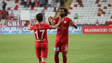 Antalyaspor'da Sangare sevinci