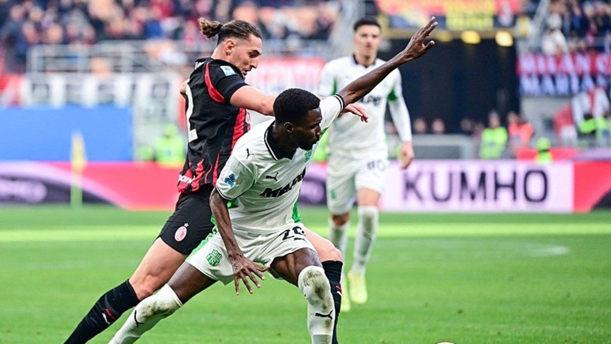 Milan evinde Sassuolo ile berabere kaldı! (İŞTE MAÇIN ÖZETİ)