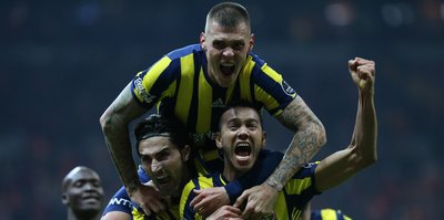 Arena'da Fener alayı!